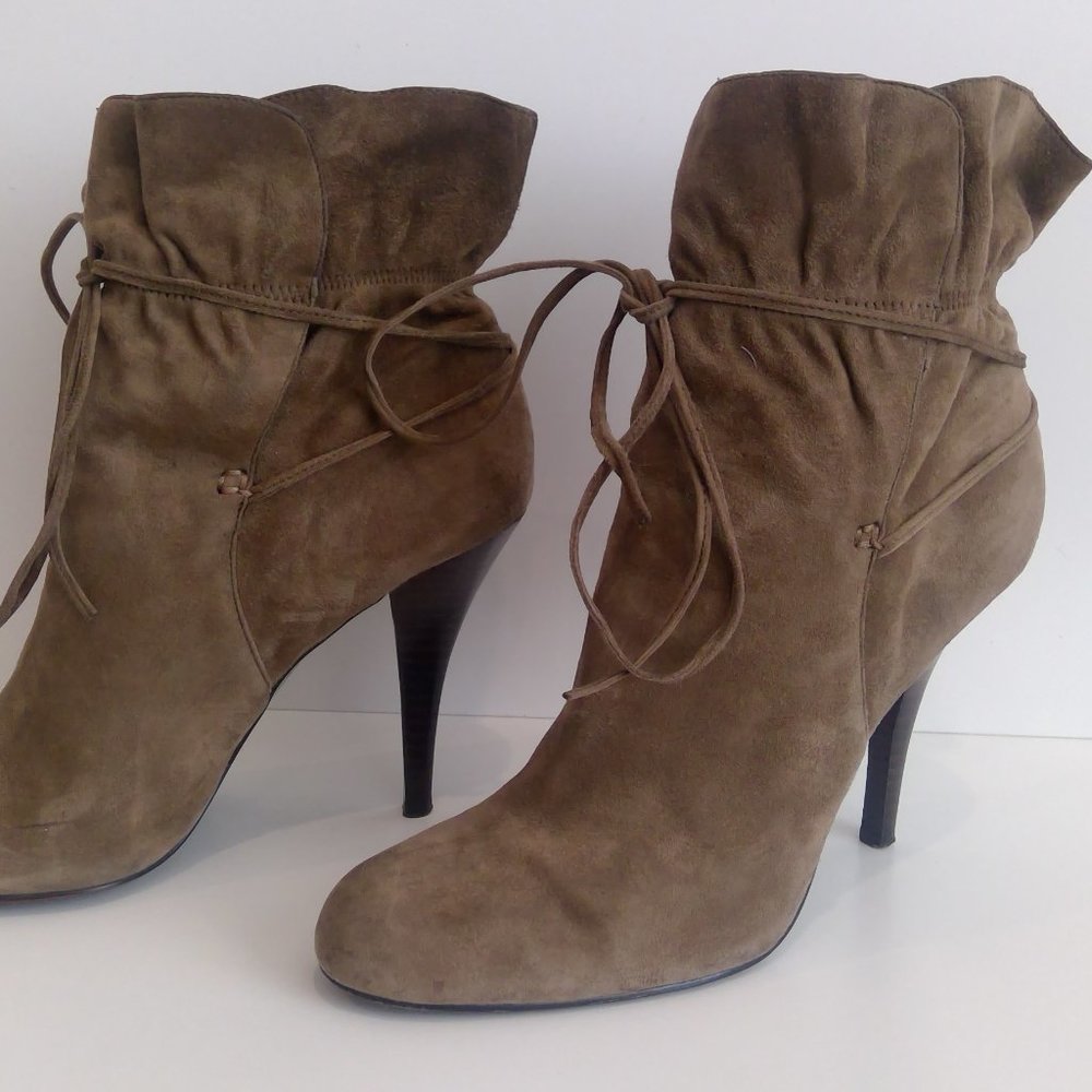 Calvin Klein Hannah Brown Ankle Suede Boots 8.5